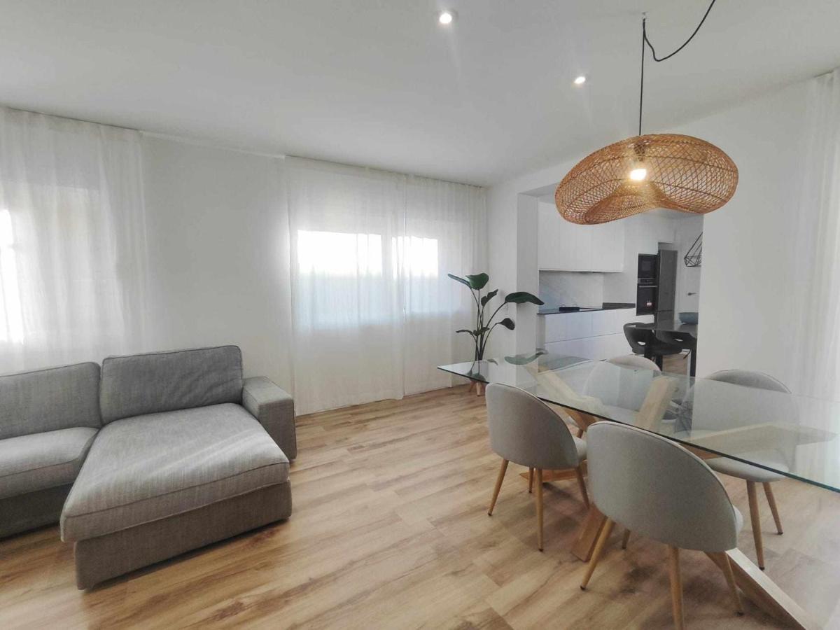 Mazi Apartments Cuba Mataró Екстериор снимка