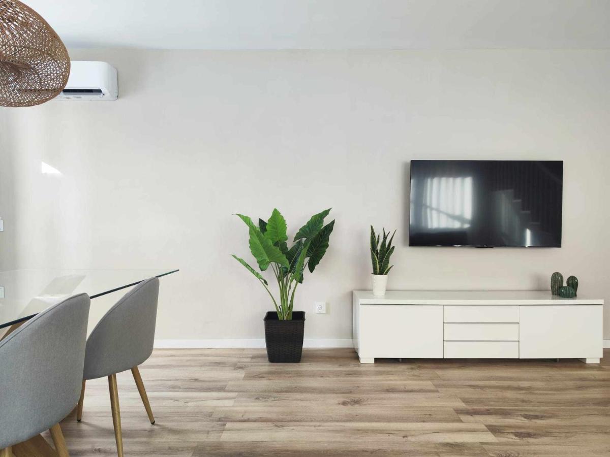Mazi Apartments Cuba Mataró Екстериор снимка